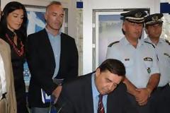 Δωρεά Καρατζαφέρη στην αστυνομία