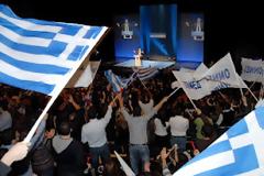 ΣΑΜΑΡΑΣ: Η ΕΛΛΑΔΑ ΘΑ ΞΑΝΑΣΗΚΩΘΕΙ ΣΤΑ ΠΟΔΙΑ ΤΗΣ...