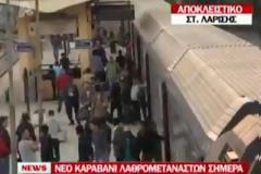 Βίντεο ΣΟΚ από τον σταθμό Λαρίσης..Κάθε μέρα καταφτάνουν εκατοντάδες λαθρομετανάστες και οι δουλέμποροι τους περιμένουν σαν τα κοράκια...