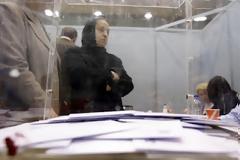 Αντιδρούν γιατί θα φορολογηθούν για την εκλογική τους αποζημίωση