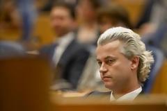 Εκτός ΕΕ θέλει την Ολλανδία ο ακροδεξιός Βίλντερς