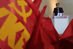 ΠΑΠΑΡΗΓΑ: ''ΔΕΝ ΜΠΟΡΟΥΝ ΝΑ ΜΑΣ ΒΑΛΟΥΝ ΣΤΟ ΧΕΡΙ''