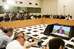 Τι θα γίνει αν ο Βενιζέλος δεν δεχτεί να συγκυβερνήσει με τον Σαμαρά...???