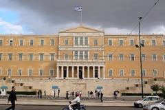 ΕΚΛΟΓΕΣ 2012: Τι προβλέπει το Σύνταγμα