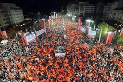Επίδειξη δύναμης από το ΚΚΕ