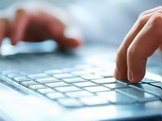 Φωτογραφία για Ένας στους τρεις Έλληνες δεν έχει χρησιμοποιήσει ποτέ ηλεκτρονικό υπολογιστή