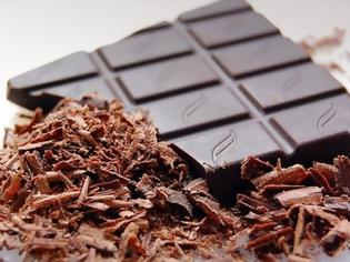 Φωτογραφία για Η μαύρη σοκολάτα βελτιώνει την κινητικότητα σε άτομα με αγγειακά προβλήματα