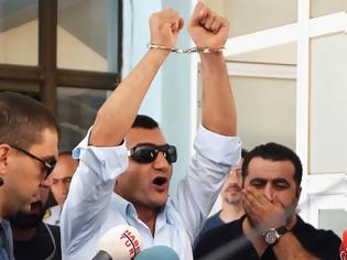 Φωτογραφία για Ο Ερντογάν φυλακίζει τους αστυνομικούς που αποκάλυψαν τα σκάνδαλα των υπουργών και της οικογένειάς του!