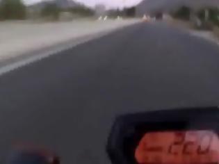 Φωτογραφία για Φλερτάροντας με το θάνατο: Κόντρες με μηχανές και ταχύτητες 220 χλμ σε δρόμο της Ρόδου