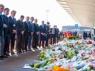 Φωτογραφία για Χιλιάδες Ολλανδοί τίμησαν τη μνήμη των θυμάτων της πτήσης ΜΗ17