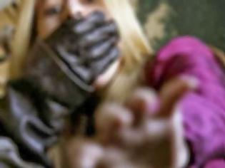 Φωτογραφία για Σοκ: Θύμα ομαδικού βιαμού 14χρονη στην Παραβόλα Αιτωλοακαρνανίας - Τέσσερις συλλήψεις
