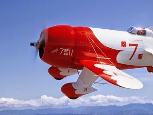 Φωτογραφία για Περίεργο αεροπλάνο με σχήμα… μέλισσας! [photos]