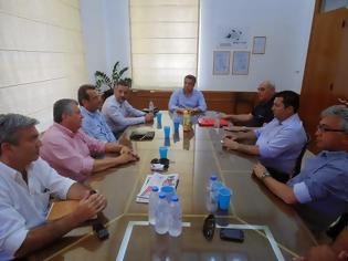 Φωτογραφία για Συνάντηση Περιφερειάρχη Κρήτης με δημάρχους για τη διαχείριση των απορριμμάτων στην ευρύτερη περιοχή της Βόρειας Πεδιάδας