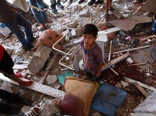 Φωτογραφία για Το Ισραήλ σπάει την εκεχειρία με βόμβες σε πολυσύχναστη αγορά