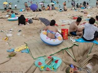 Φωτογραφία για Η πιο βρώμικη παραλία στον κόσμο! [photos + video]