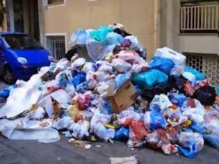 Φωτογραφία για «Φεύγουν» τα σκουπίδια από το Πύργο
