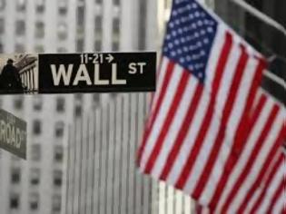 Φωτογραφία για Το μυστικό σχέδιο των τραπεζών της Wall Street να καταστρέψουν το Bloomberg