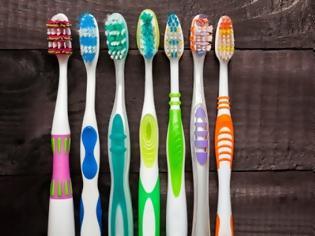 Φωτογραφία για Κάθε πότε πρέπει να πετάτε οδοντόβουρτσες, κουρτίνες μπάνιου και στρώματα!