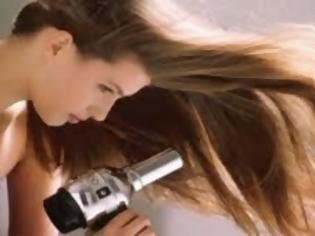 Φωτογραφία για 10 ασυνήθιστες χρήσεις για το πιστολάκι μαλλιών!