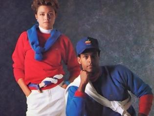 Φωτογραφία για H απίστευτη σειρά ρούχων της Apple to 1986! [photos]