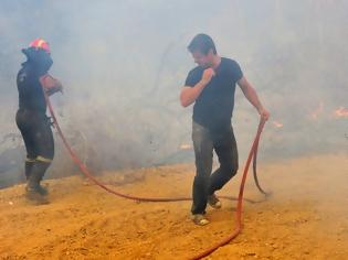 Φωτογραφία για Συναγερμός στο Δίστομο για μεγάλη φωτιά – Χτυπούσαν καμπάνες στο χωριό