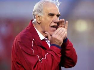 Φωτογραφία για ΑΛΕΦΑΝΤΟΣ : ΜΕΓΑΛΟ ΠΡΟΒΛΗΜΑ ΣΤΑ ΣΕΝΤΕΡ ΜΠΑΚ... ΦΩΝΑΖΕΙ ΟΤΙ ΘΕΛΕΙ ΓΚΟΛΤΖΗ!