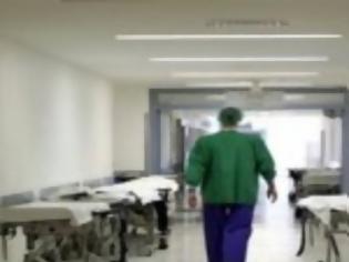 Φωτογραφία για Αμερικανικά ΜΜΕ: Στη χώρα του Ιπποκράτη το Μνημόνιο διέλυσε το σύστημα υγείας