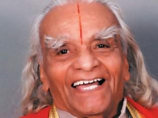 Φωτογραφία για Ινδία: Απεβίωσε στα 95 ο σημαντικότερος γκουρού της γιόγκα BKS Iyengar... [video]