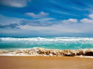 Φωτογραφία για Ελληνική η παραλία με τα πιο κρυστάλλινα νερά στον κόσμο!