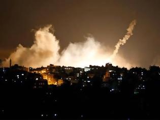 Φωτογραφία για Δύο νεκροί σε 16 ισραηλινές αεροπορικές επιθέσεις στη Γάζα