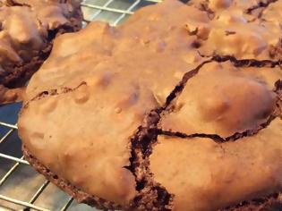 Φωτογραφία για Φτιάξτε τα πιο νόστιμα αλλά και λαχταριστά cookies σοκολάτας με κομματάκια κουβερτούρας!