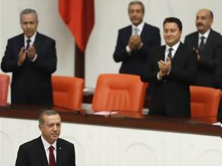 Φωτογραφία για Πρόεδρος της Τουρκίας ορκίστηκε ο Ερντογάν