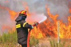 Καστοριά: Τραυματισμός πυροσβέστη από έκρηξη βλήμματος