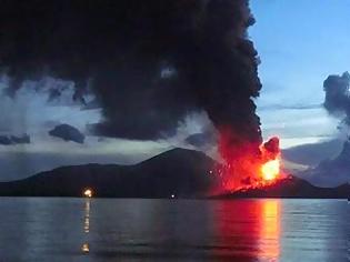 Φωτογραφία για Νέα Γουινέα: Το ηφαίστειο Ταβουρβούρ ξύπνησε και εκρήγνυται [video + photos]