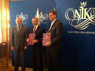 Φωτογραφία για Υπογραφή Μνημονίου Εξωτερικής Αξιολόγησης  του Διεθνούς Συμβουλίου Ελεγκτών του ΝΑΤΟ (ΙΒΑΝ) με το Πολωνικό  Ελεγκτικό Συνέδριο