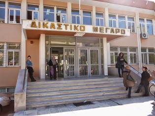 Φωτογραφία για Σωτήριο κούρεμα για υπερχρεωμένο ζευγάρι ανέργων στην Ξάνθη – Χρωστούσαν 117.000 ευρώ