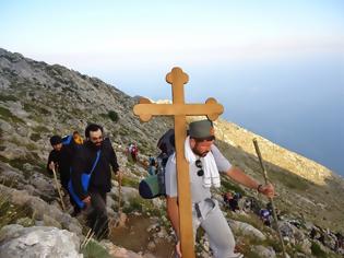 Φωτογραφία για 5225 - Φωτογραφίες και βίντεο από την φετινή ανάβαση στην κορυφή του Άθω για την εορτή της Μεταμόρφωσης του Σωτήρος