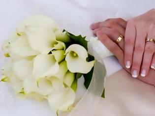 Φωτογραφία για Ο γάμος της χρονιάς σήμερα στις Σπέτσες: Ποιοι θα ενωθούν με τα ιερά δεσμά του γάμου;