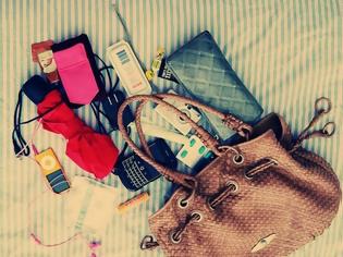 Φωτογραφία για Τα 7 must πράγματα που πρέπει να έχει κάθε γυναικεία τσάντα!