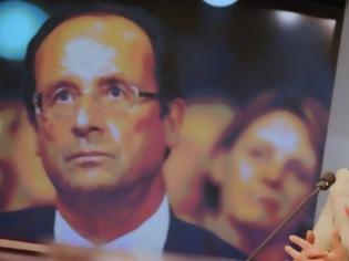 Φωτογραφία για Η Μαρίν Λε Πεν κάνει σκόνη τον Ολάντ στις δημοσκοπήσεις