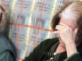 Φωτογραφία για Φίμωσε 94χρονη και άρπαξε 15.000 ευρώ