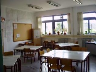 Φωτογραφία για Αγιασμός με μεγάλες ελλείψεις δασκάλων σε σχολεία Αχαΐας, Αιτωλ/νίας και Ηλείας