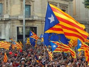 Φωτογραφία για Στους δρόμους η Μπαρτσελόνα για την ανεξαρτησία της Καταλονίας!