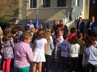 Φωτογραφία για Στα ακριτικά σχολεία της Περιφέρειας  ο Περιφερειάρχης Δυτικής Μακεδονίας Θεόδωρος Καρυπίδης [video]