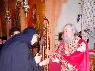 Φωτογραφία για 5279 - Νέα Μοναχή στο Μετόχι της Ιεράς Μονής Δοχειαρίου Αγίου Όρους, Παναγία Θεοσκέπαστος, στο Σοχό Θεσσαλονίκης