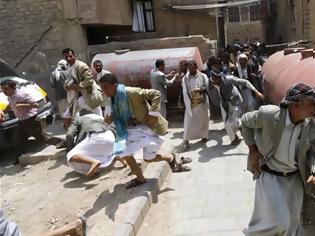 Φωτογραφία για Υεμένη: Συγκρούσεις στρατού-σιιτών ανταρτών στη Σαναά - Τουλάχιστον 20 οι νεκροί