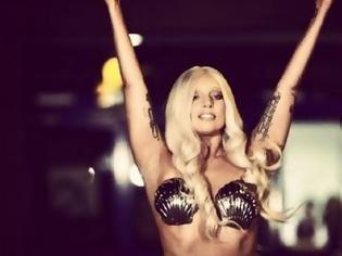 Φωτογραφία για Δείτε τις φωτογραφίες που ανεβάζει λίγο πριν από τη συναυλία η Lady Gaga...[photos]