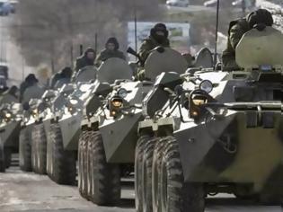 Φωτογραφία για Ουκρανία: Έτοιμος ο στρατός να αποσύρει πυροβολικό και τεθωρακισμένα