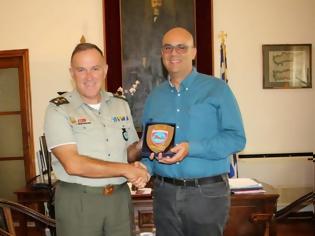 Φωτογραφία για Συνάντηση Δημάρχου Χανίων με τον Διοικητή της V Μεραρχίας Κρητών