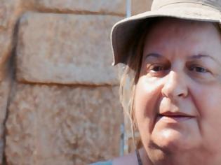 Φωτογραφία για Γιατί βρήκε η Περιστέρη και όχι ο Λαζαρίδης τον τάφο της Αμφίπολης -Ο ρόλος του πρώην συζύγου της